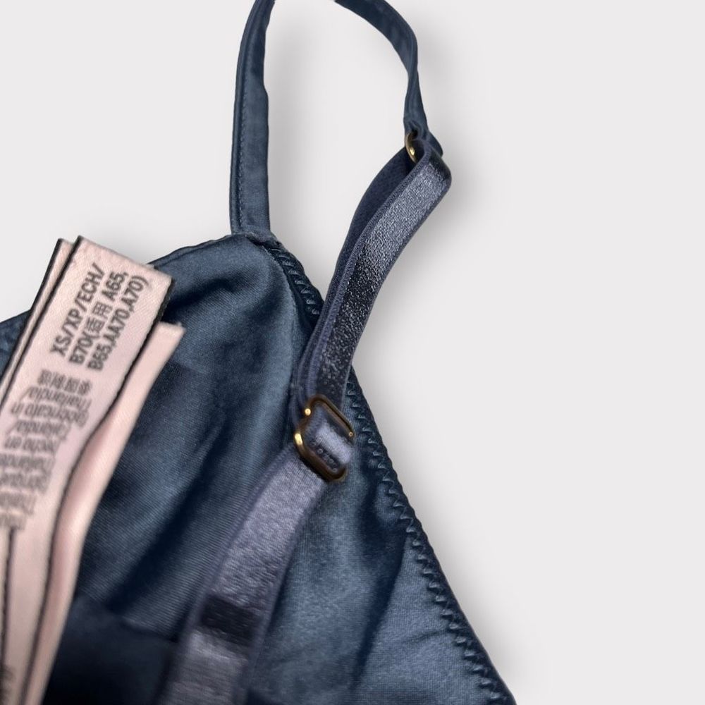 Victoria’s Secret Satin Triangle Bralette XS Blue Wireless Solid Silky Dainty - Picture 5 of 8